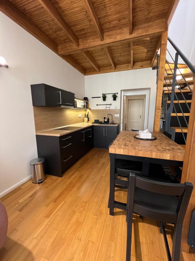 Ce Castle Apartment